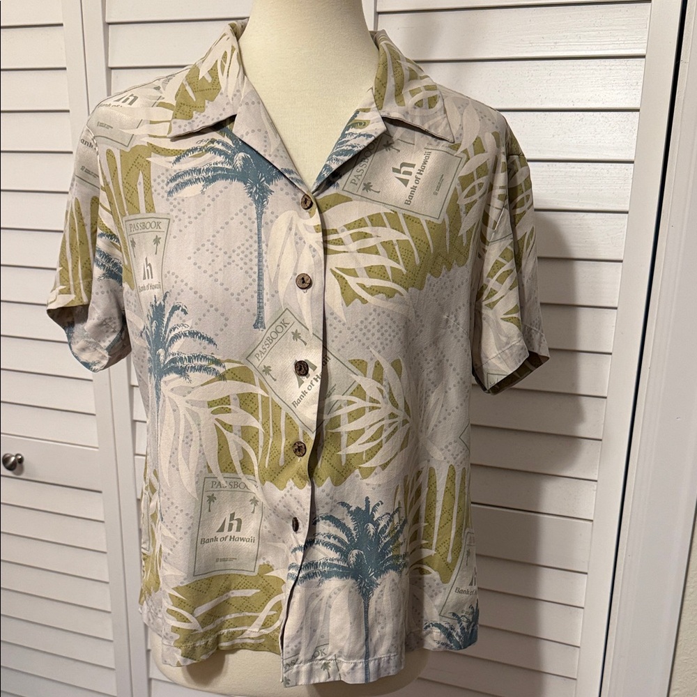 HILO HATTIE Women’s Aloha Shirt